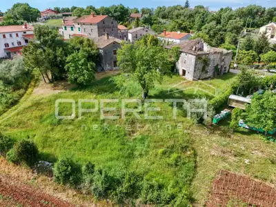 Old house 150 m², Vižinada - investment for a tourist project - 9