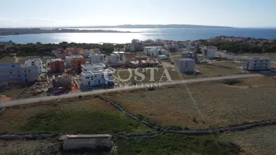 Stan 57,69 m², Povljana - pogled na more i terasa - 19