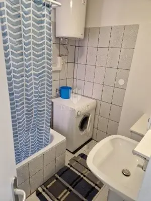 Apartment 43 m², Rovinj - 25 m from the sea, 2nd floor - 9