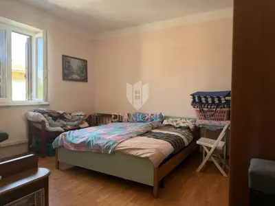 Stan 57 m², centar Labina - 2 spavaće sobe i terasa - 4