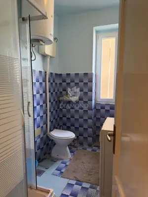 Stan 57 m², centar Labina - 2 spavaće sobe i terasa - 6