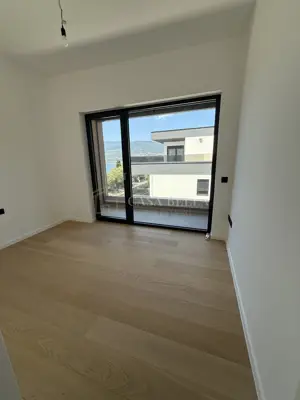 Apartment 121 m², Bivio - sea view and 2 garage spaces - 19