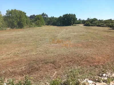 Građevinsko zemljište 836 m², Butkovići - mirna lokacija - 3