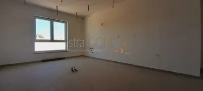Wohnung 132 m², Valdebek, Pula - 3 Zimmer, 2 Badezimmer - 11