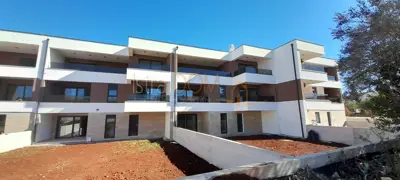 Wohnung 132 m², Valdebek, Pula - 3 Zimmer, 2 Badezimmer - 3