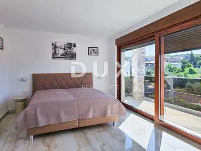 Villa 280 m², Malinska na Krku - beheizter Pool und Meerblick - 21