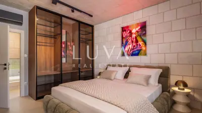 Villa 240 m², Prisoje - pool and tennis court - 11