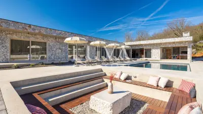 Villa 240 m², Prisoje - pool and tennis court - 4