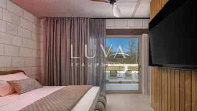 Villa 240 m², Prisoje - pool and tennis court - 19