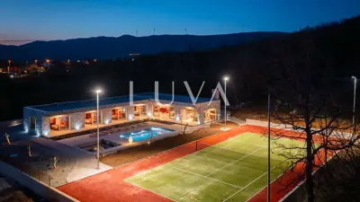 Villa 240 m², Prisoje - pool and tennis court - 13
