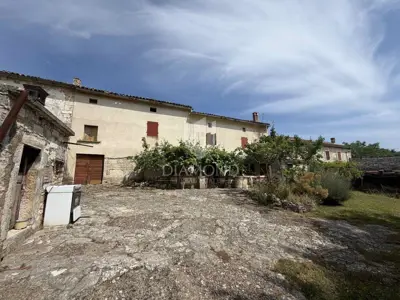 Steinhaus 117 m², Svetvinčenat - Grundstück 742 m² - 17