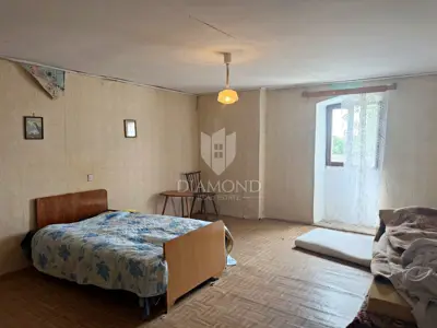 Steinhaus 117 m², Svetvinčenat - Grundstück 742 m² - 10