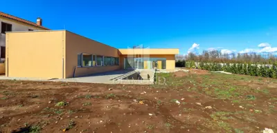 House 132 m², Žminj - private oasis with pool