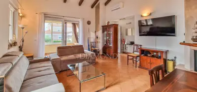 Višnjan, Markovac, predivna dvojna kuća s pogledom na more! - 7