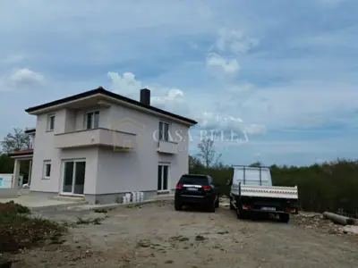 Haus zum Kauf in Mučići, 238 m² - 4