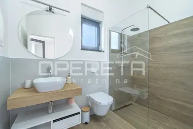 House 181 m², Sveti Lovreč - pool and sea view - 11