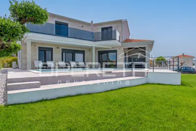 House 181 m², Sveti Lovreč - pool and sea view - 16