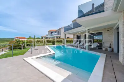House 181 m², Sveti Lovreč - pool and sea view - 19