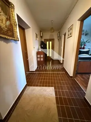 Kuća 400 m², Zaprešić Centar - 3 stambene jedinice - 20