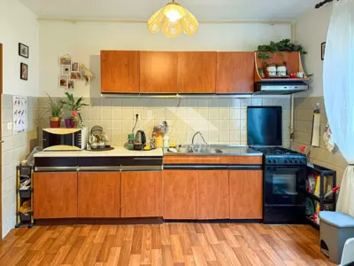 Kuća 400 m², Zaprešić Centar - 3 stambene jedinice - 17