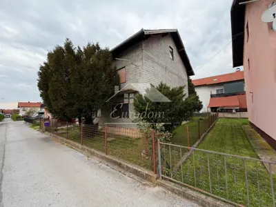 Kuća 400 m², Zaprešić Centar - 3 stambene jedinice - 13