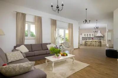 Central Istria, two elegant single-storey houses with pools and spa amenities - 15