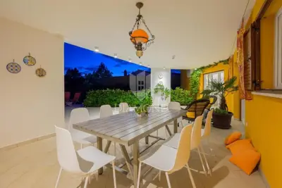 Central Istria, two elegant single-storey houses with pools and spa amenities - 19