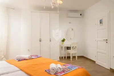 Central Istria, two elegant single-storey houses with pools and spa amenities - 8