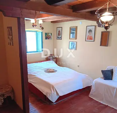 Stone house 105 m², Poreč - three floors and 3 bedrooms - 11
