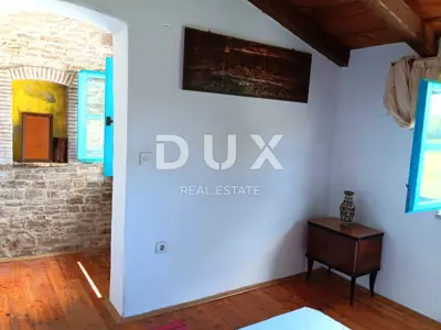 Stone house 105 m², Poreč - three floors and 3 bedrooms - 9