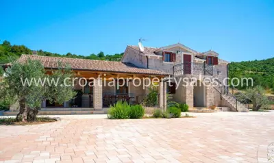 Kuća, Šibenik, 300 m², 2 900 000 € - 4