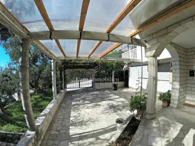 Kuća 428 m², Veliko Brdo - pogled na more i 7 apartmana - 12