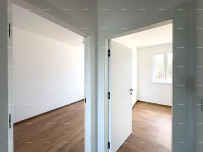 Stan u Barbanu, dvije spavaće sobe, terasa i vrt