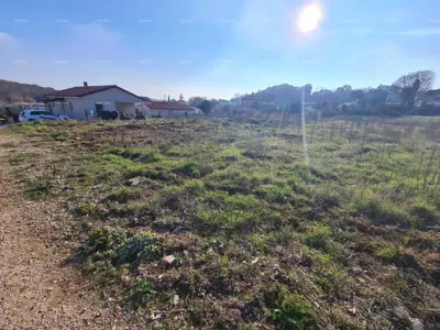 Baugrundstück 1 107 m², Vintijan - ruhige Lage - 4