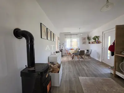 Haus 140 m², Vrbovsko - freistehend und renoviert - 2