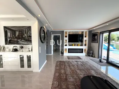 Vila 245 m², Kosinožići kod Poreča - pogled na more - 8