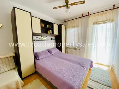 Haus, Brač, 150 m², 700 000 € - 8