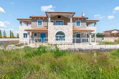 House for sale in Kanfanar, 215 m²