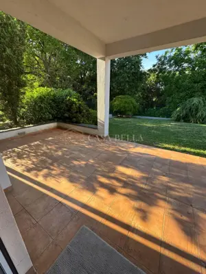 Stan 172 m², Remete - dvoetažni s vrtom i terasama - 14