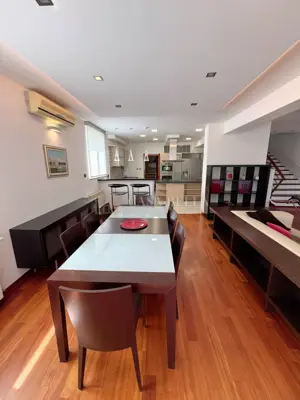 Stan 172 m², Remete - dvoetažni s vrtom i terasama - 2