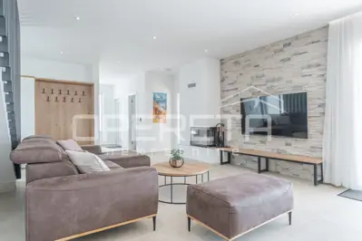 House 200 m², Poreč - quiet settlement near the sea - 5