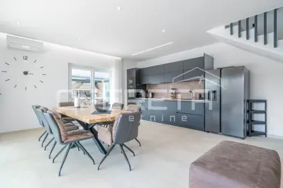 House 200 m², Poreč - quiet settlement near the sea - 7