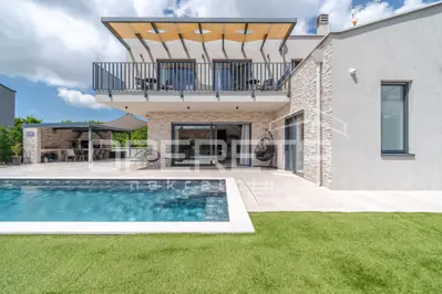 House 200 m², Poreč - quiet settlement near the sea - 6