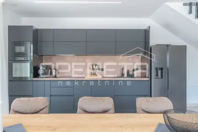 House 200 m², Poreč - quiet settlement near the sea - 3