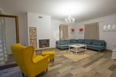 Ogulin, predivna vila na jezeru - 4