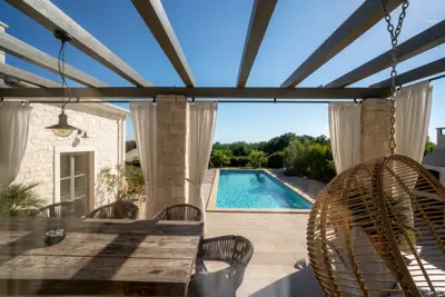 Vila 245 m², Višnjan - grijani bazen i konoba - 5