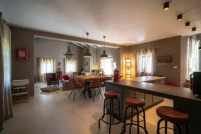 Vila 245 m², Višnjan - grijani bazen i konoba - 11
