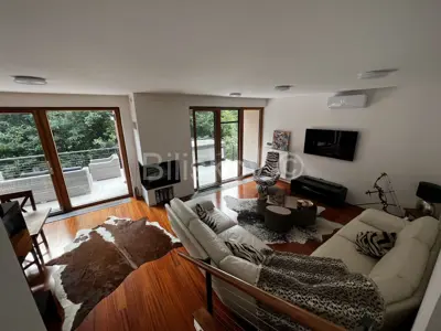 Stan 133 m², Maksimir, mirna lokacija uz prirodu