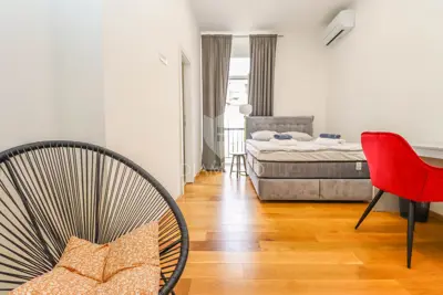 Stan 85 m², Pula Centar - dvije spavaće sobe i 2 kupaonice - 5