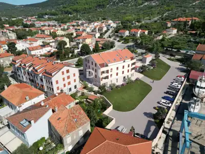 Apartment for sale in Cres, 72,4 m²